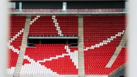 《光与影》年度大奖瞬间变卦，独立游戏荣耀瞬间褪色！揭秘获奖即翻车的惊人真相！